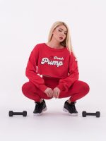 Dámská sportovní mikina typu crop-top v červené barvě s moderní 3D výšivkou Peach Pump